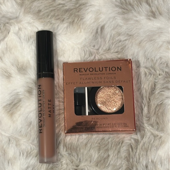 Revolution Lip Gloss Matte (Vow) and Eye Shadow (Rebound) - Picture 1 of 5